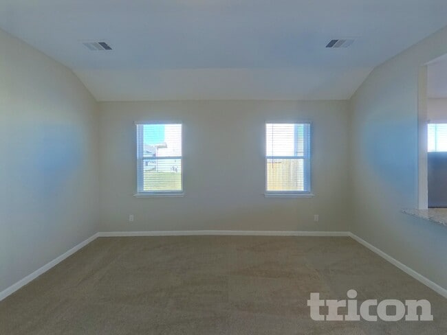 Building Photo - 9721 Sierra Grande Dr