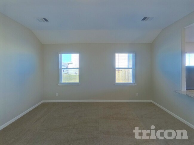 Foto del edificio - 9721 Sierra Grande Dr