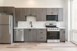 Interior Photo - 224 S Ashland