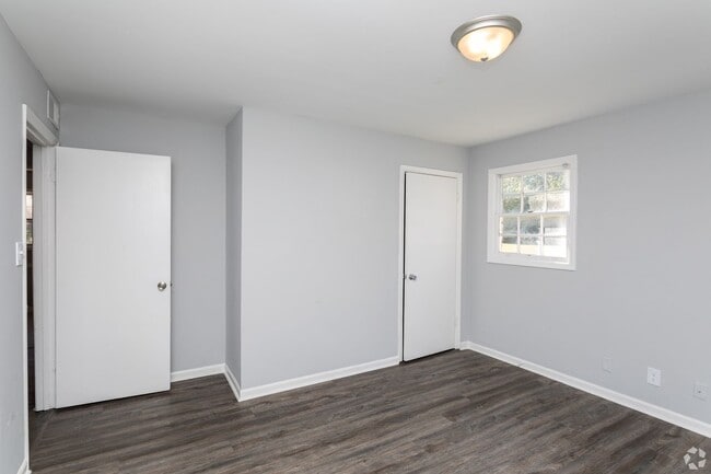 Interior Photo - West Brook