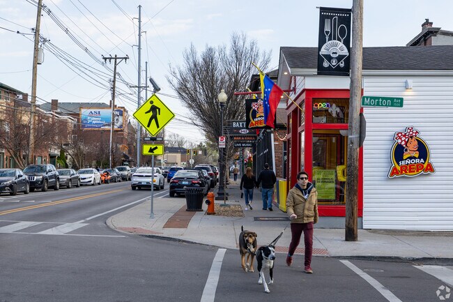 Walk your dog or grab a bite to eat in Louisville's Highlands