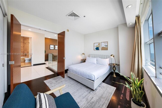 Foto del edificio - 1395 Brickell Ave