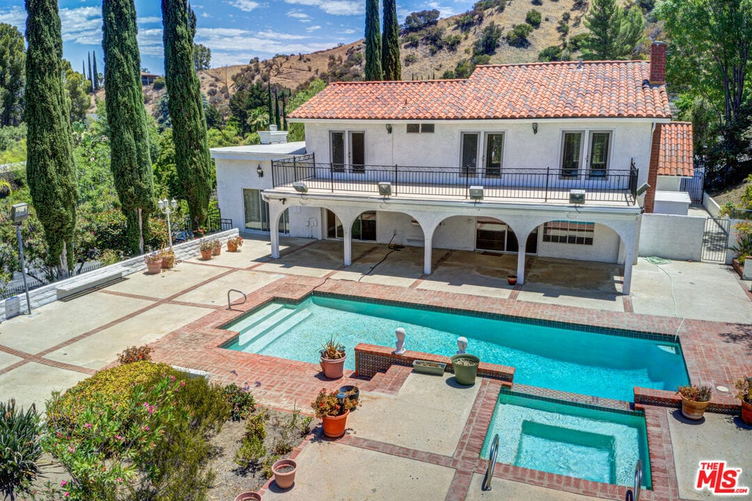 Foto principal - 4041 Alonzo Ave