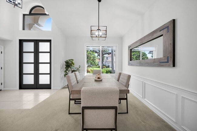 Building Photo - Fully Furnished 3 beds 3 bath Annual Rental with Private Heated Pool in Ventura Pelican Marsh