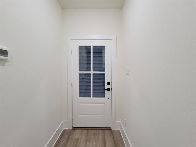 Foto del edificio - 4971 Brinkman St