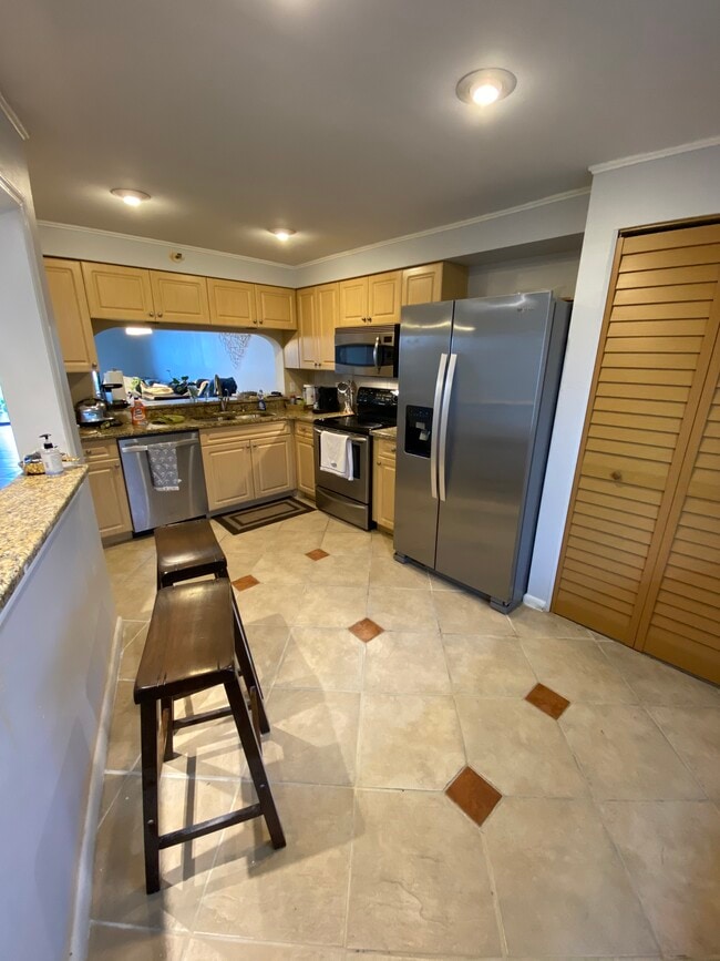 Photo - 2202 S Cypress Bend Dr Apartment