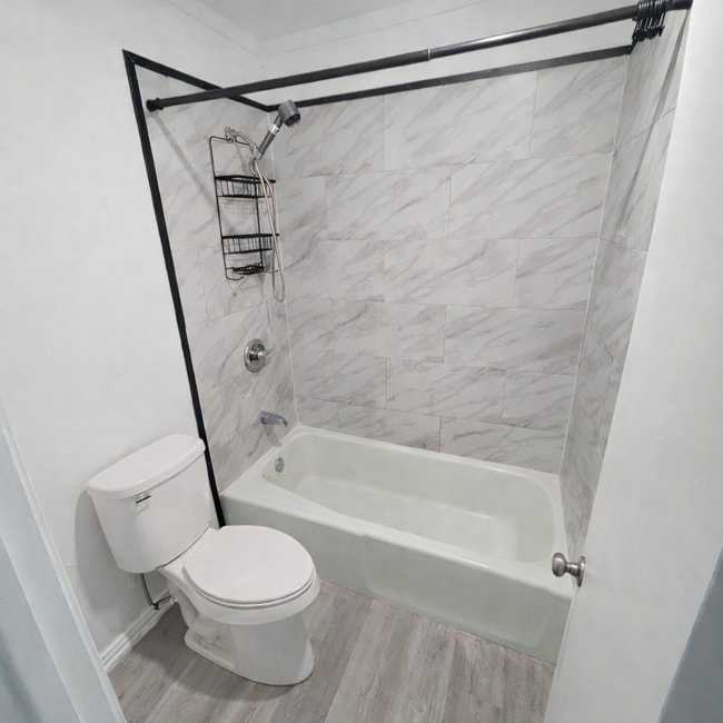 Building Photo - 5008 57th St