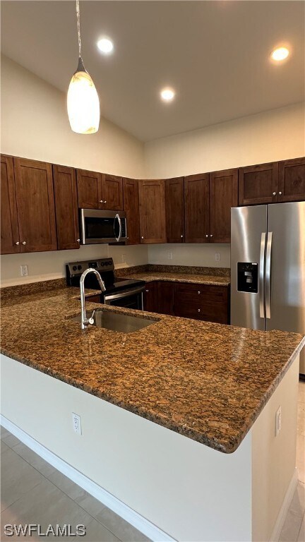Foto del edificio - 1611 Savona Pkwy W