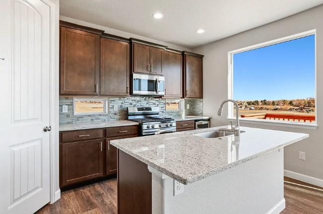 Building Photo - Spacious 5-Bedroom Home with Finished Basement in Desirable Colorado Springs Neighborhood