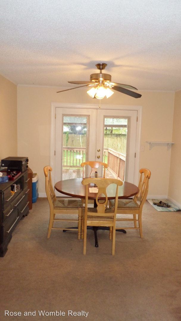 Foto del edificio - 3021 N Lynnhaven Rd