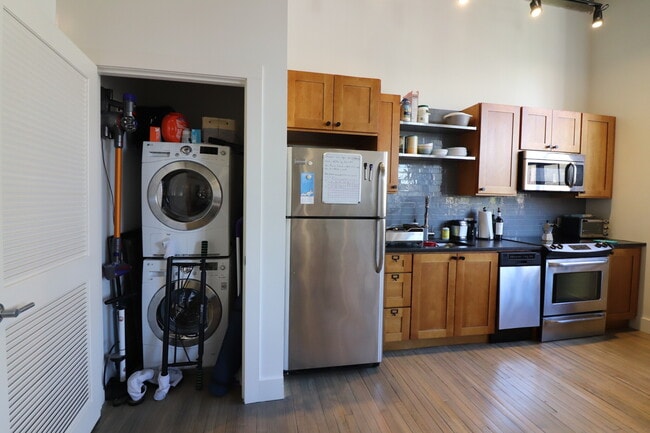 Building Photo - 20-26 Sunnyside St. Unit 15