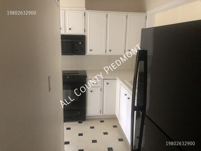 Photo - 43 Old Post Rd Apartment