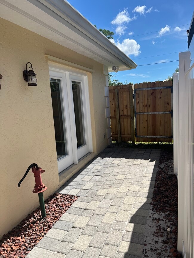 Front Door - 8390 SE Camellia Dr