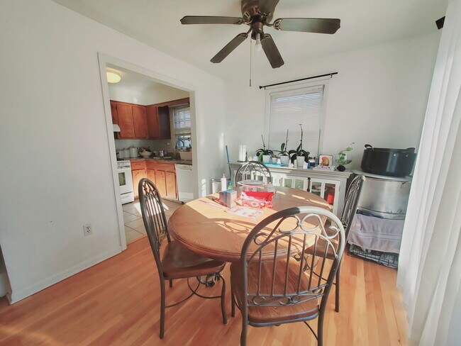 Building Photo - 4 Elmwood St