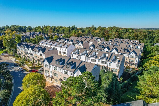 Building Photo - Wendwood Terrace