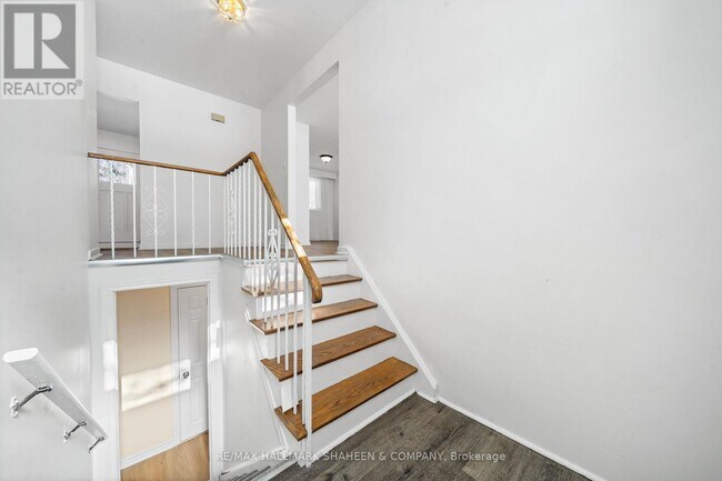 Building Photo - 96 Rameau Dr