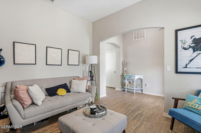 Building Photo - 261 Penbridge Pl