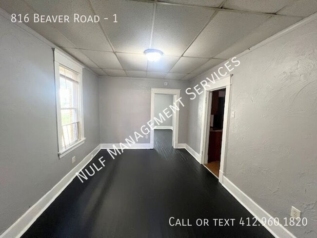 Building Photo - 816 Beaver Rd