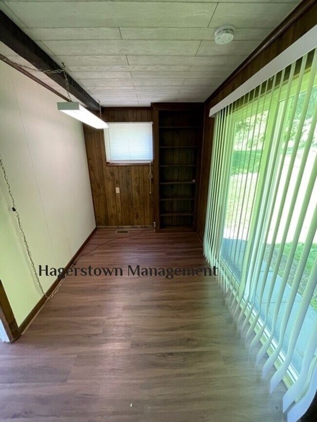 Foto del edificio - 12908 Pecktonville Rd
