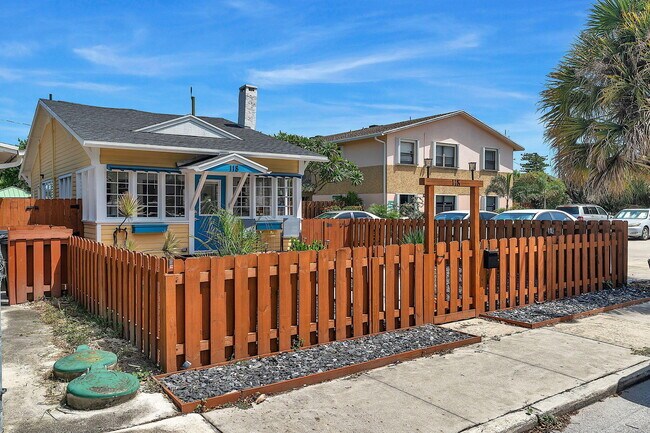 Foto del edificio - 118 S J St