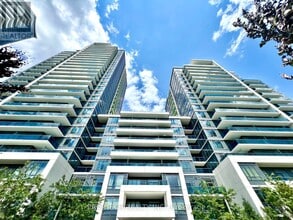 Building Photo - 7165 Yonge St