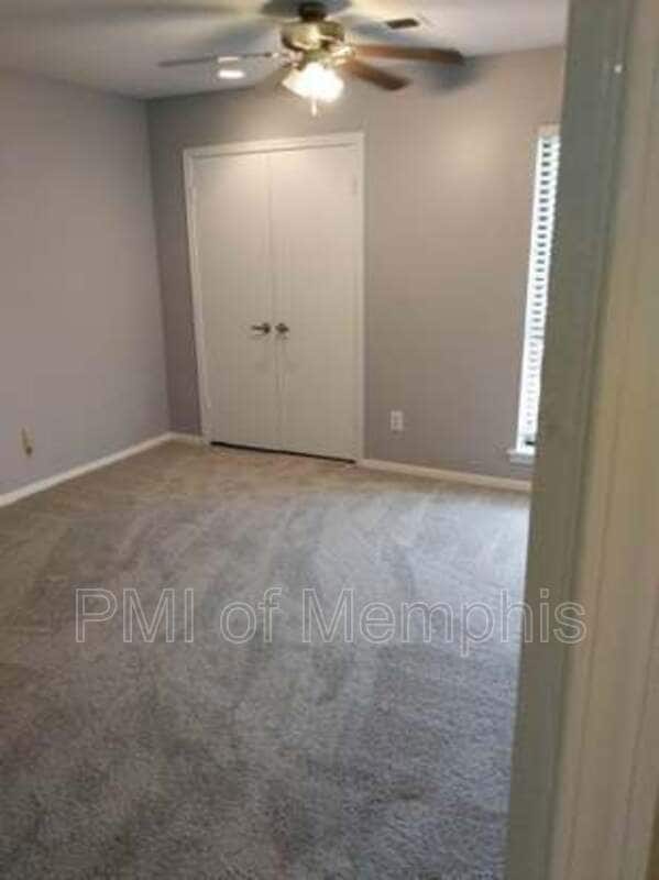 Building Photo - 3967 Grahamdale Cir