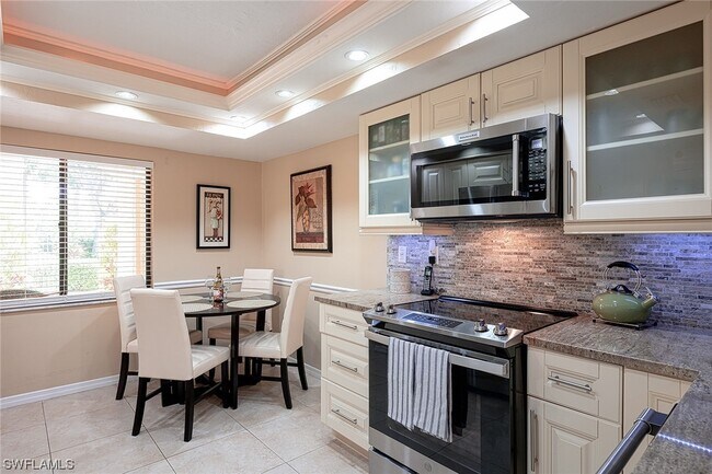 Foto del edificio - 583 Beachwalk Cir
