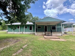 Building Photo - 18602 River Timber Dr
