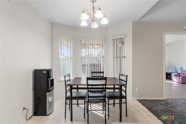 Foto del edificio - 3900 Frigate Dr