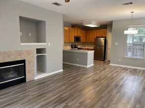 Building Photo - 8518 Cahill Dr
