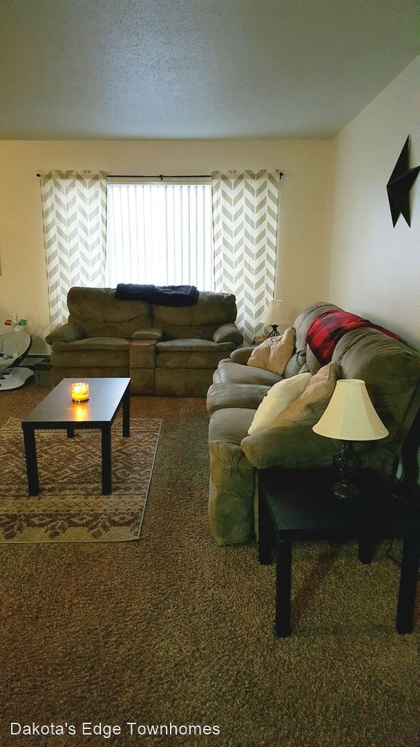 Building Photo - 3 br, 1 bath Apartment - 902  8th Ave. S.
