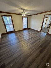 Building Photo - 3517 Ivy Commons Dr