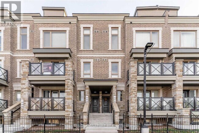 Building Photo - 20 Westmeath Ln