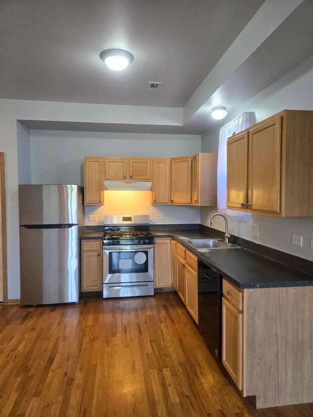 Foto principal - 4015 W Wilcox St