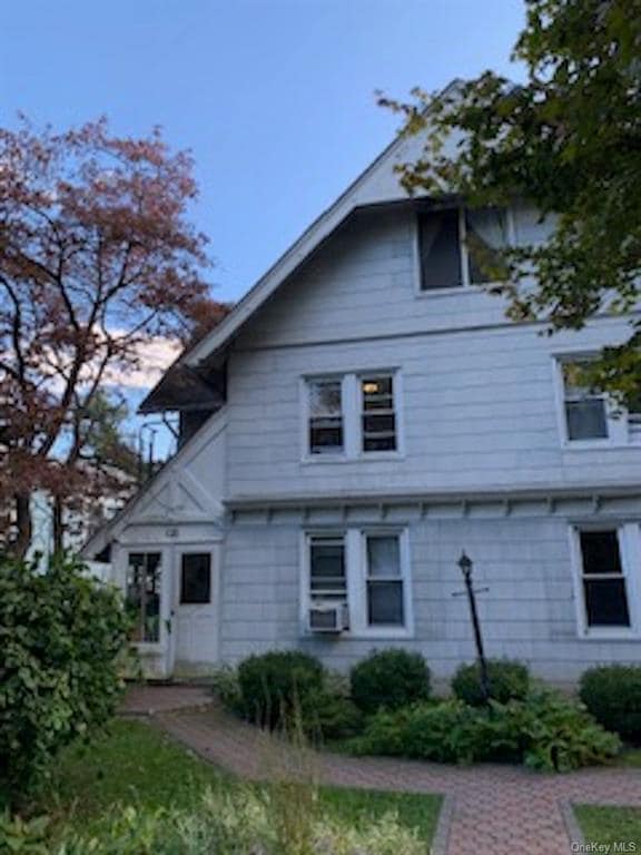 128 Rockland Ave, Mamaroneck, NY 10543 House for Rent in Mamaroneck