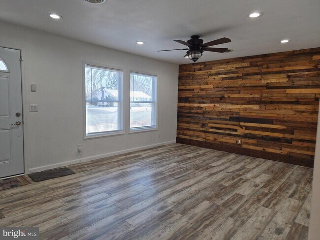 Foto del edificio - 149 Winfred Dr