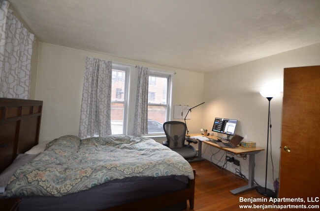 Foto del edificio - 316 Tappan St