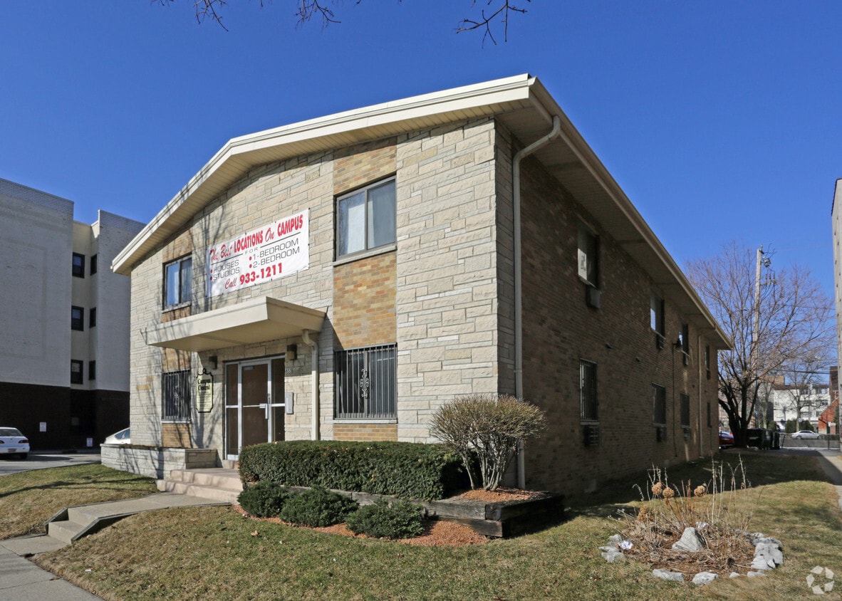 Building Photo - Campus Central Apartments