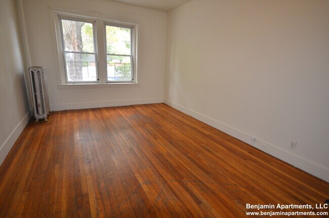 Building Photo - 130 Englewood Ave