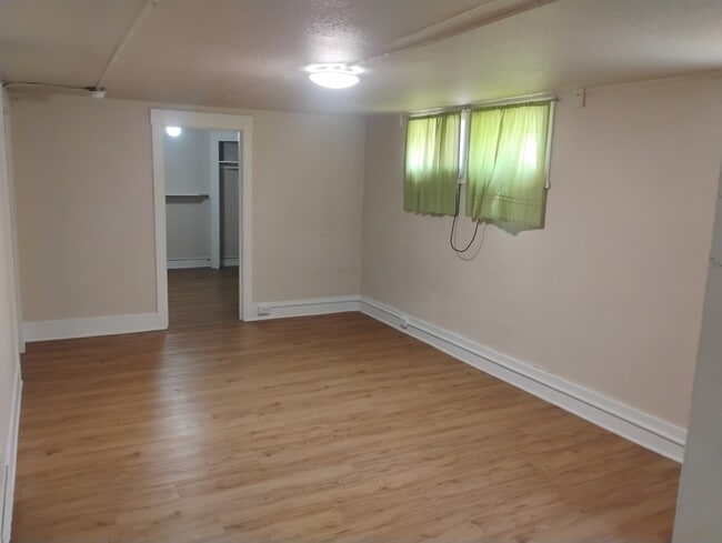 Foto del edificio - 1831 6th Ave