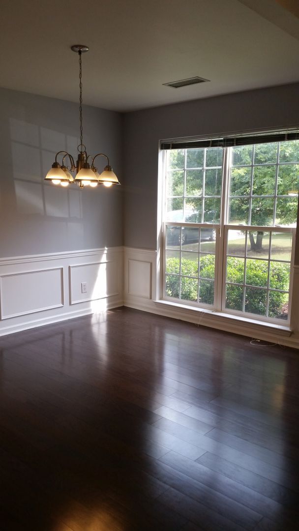 Foto del edificio - 3 bedroom home in Edindale