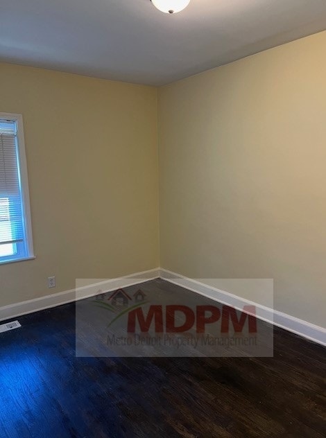 Foto del edificio - 9737 Wayburn St