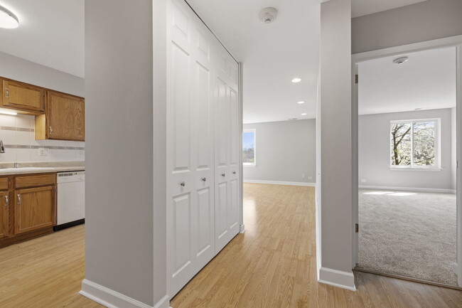 Foto del edificio - 425 Walnut Creek Rd
