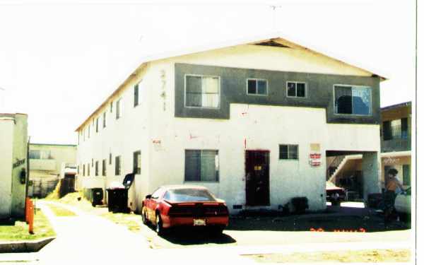 Building Photo - 3741 Midvale Ave