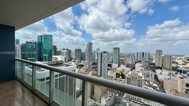 Foto del edificio - 50 Biscayne Blvd
