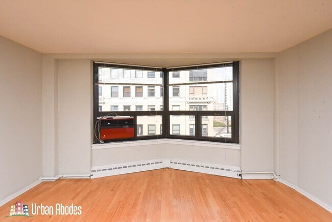 Foto del edificio - 429 W Wellington Ave