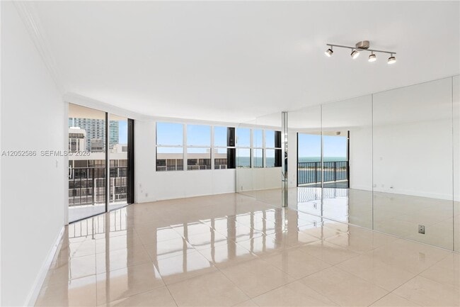 Photo - 1901 Brickell Ave (Miami, FL) Apartment