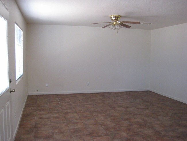 Building Photo - 2148 N Coronado Frontage Rd