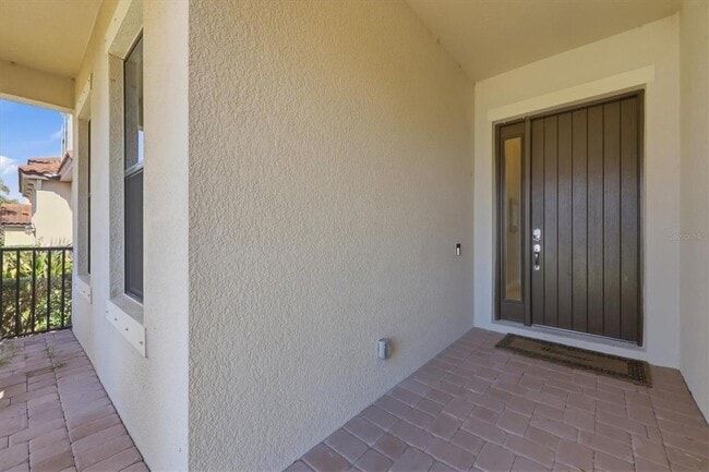 Building Photo - 5423 Title Row Dr