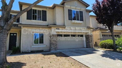 Building Photo - 2068 Eucalyptus Way